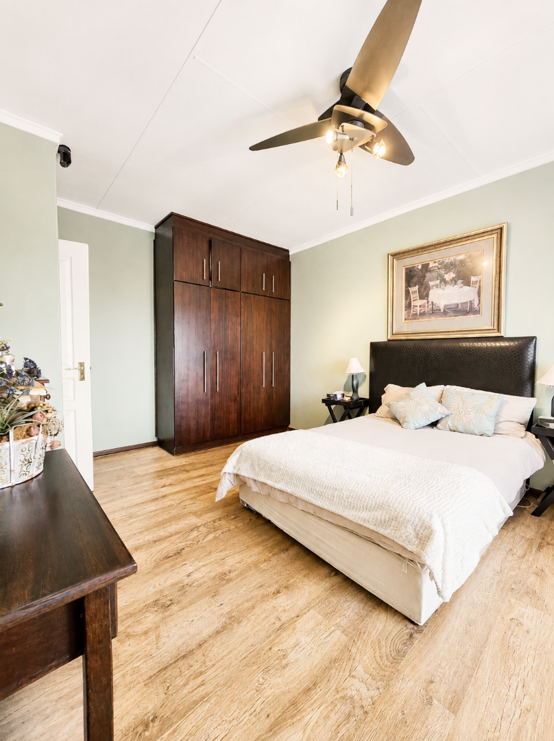 5 Bedroom Property for Sale in Klerksdorp Rural North West
